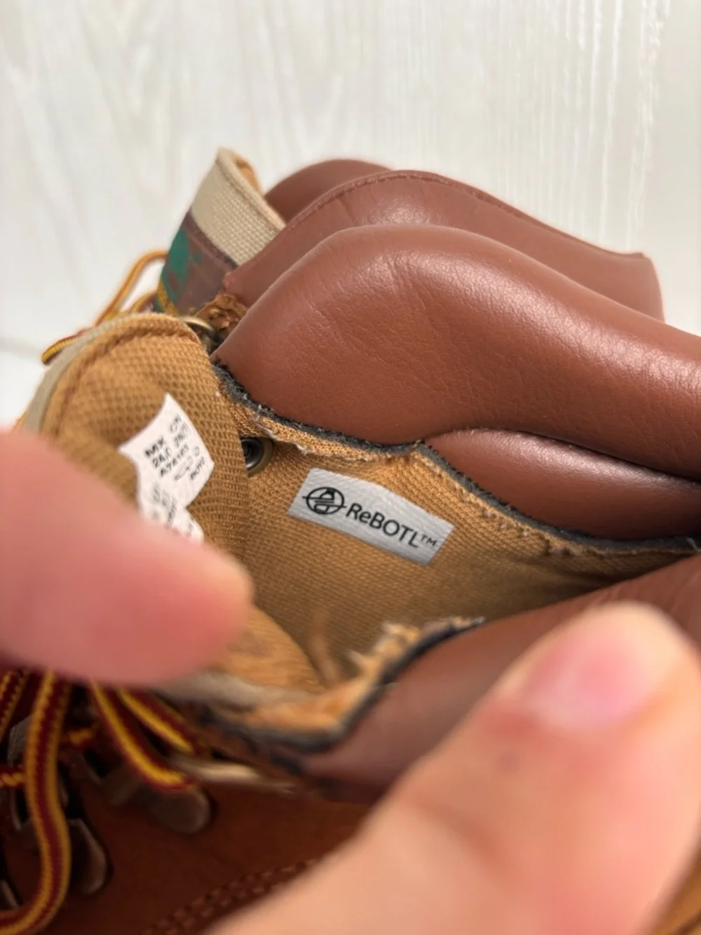 Timberland Premium Field Boots in Medium Brown Boys 6 NWOB